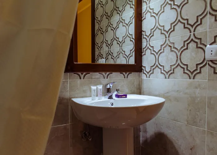 فندق 2rest دهب